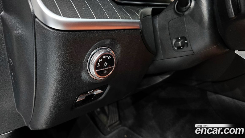 Mercedes-Benz C-Class C300 4MATIC Avantgarde, 2024