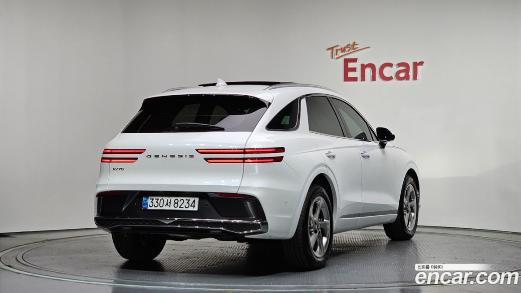 Genesis GV70 2.5T Gasoline 2WD, 2025
