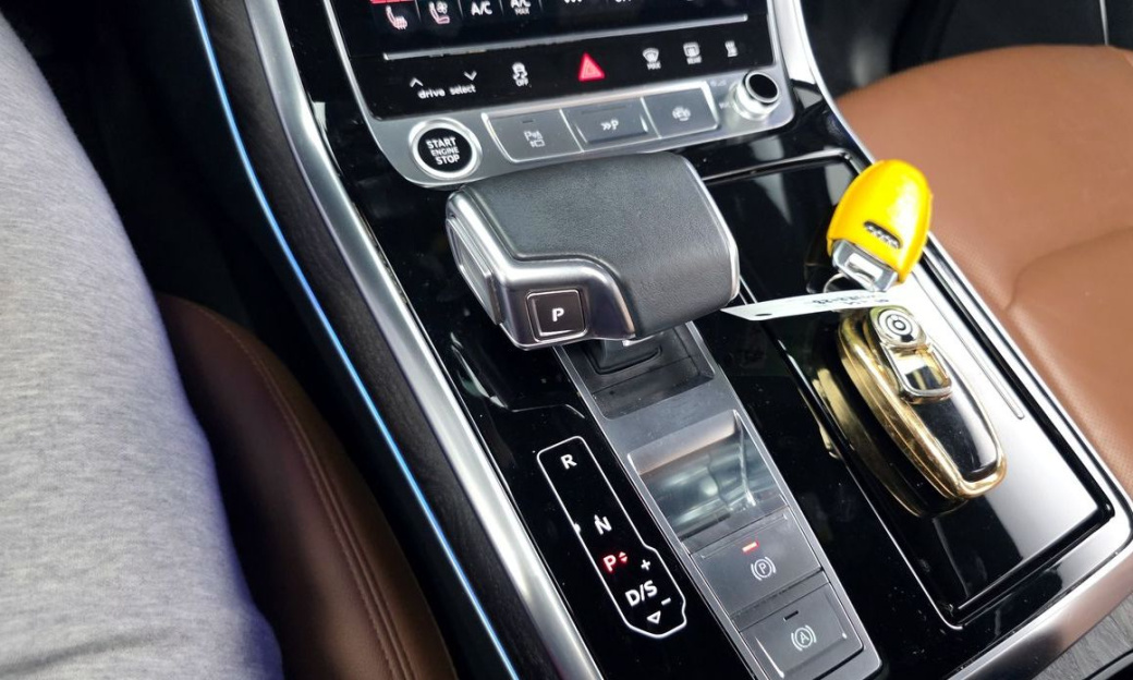 Audi Q7 45 TDI Quattro, 2021