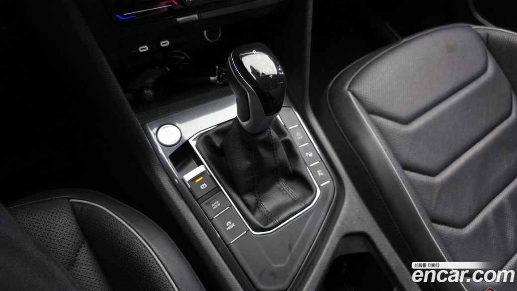 Volkswagen Tiguan 2.0 TSI R-Line, 2023