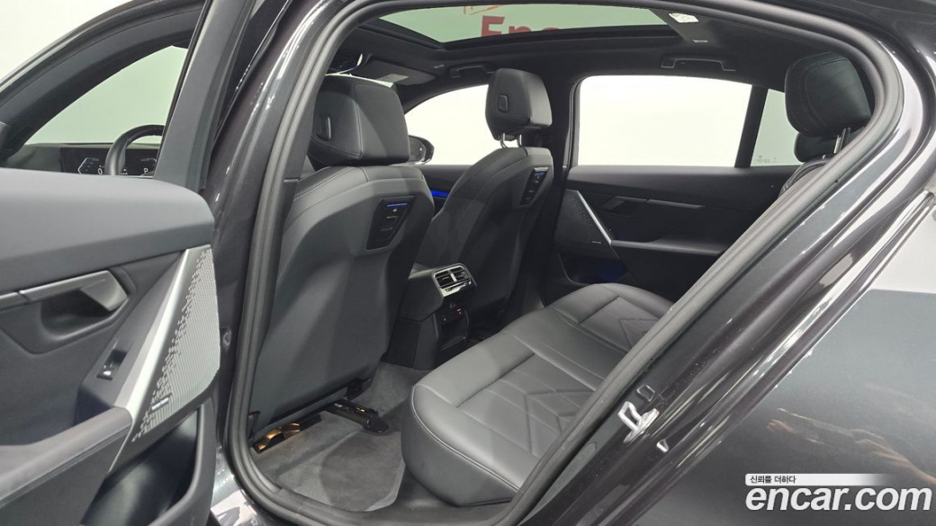 BMW 5-Series 520i Special Edition, 2025