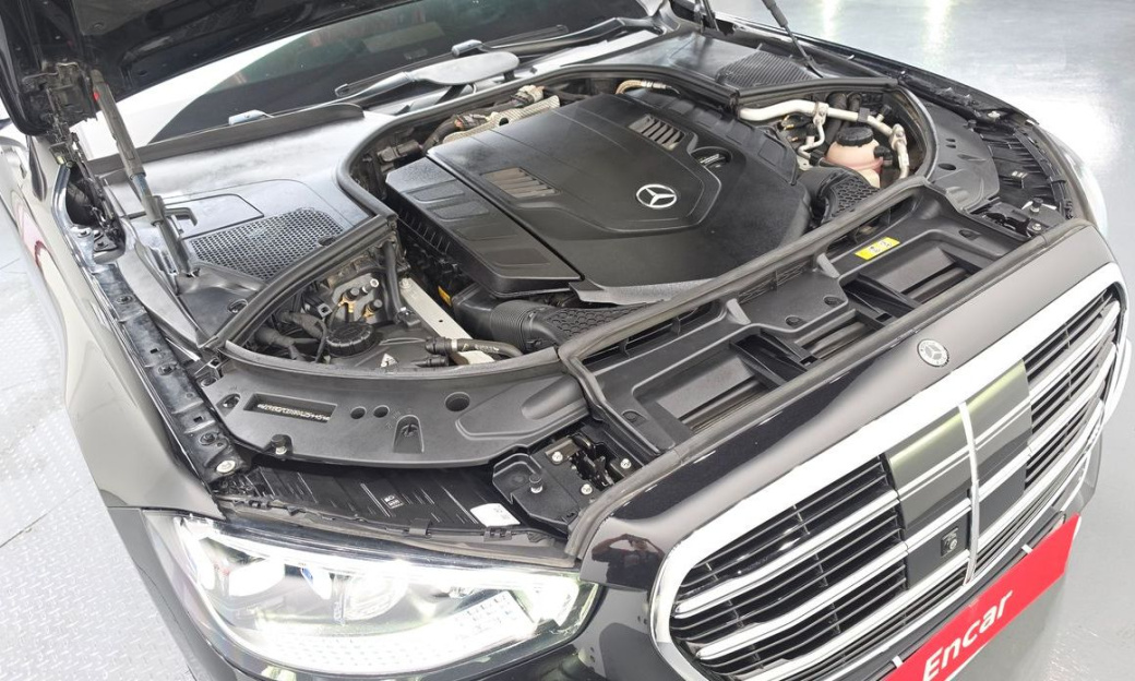 Mercedes-Benz S-Class S580L 4MATIC, 2024