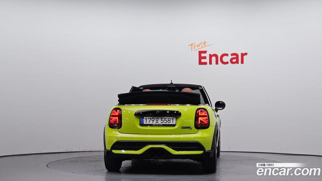 Mini Cooper Convertible Classic, 2022