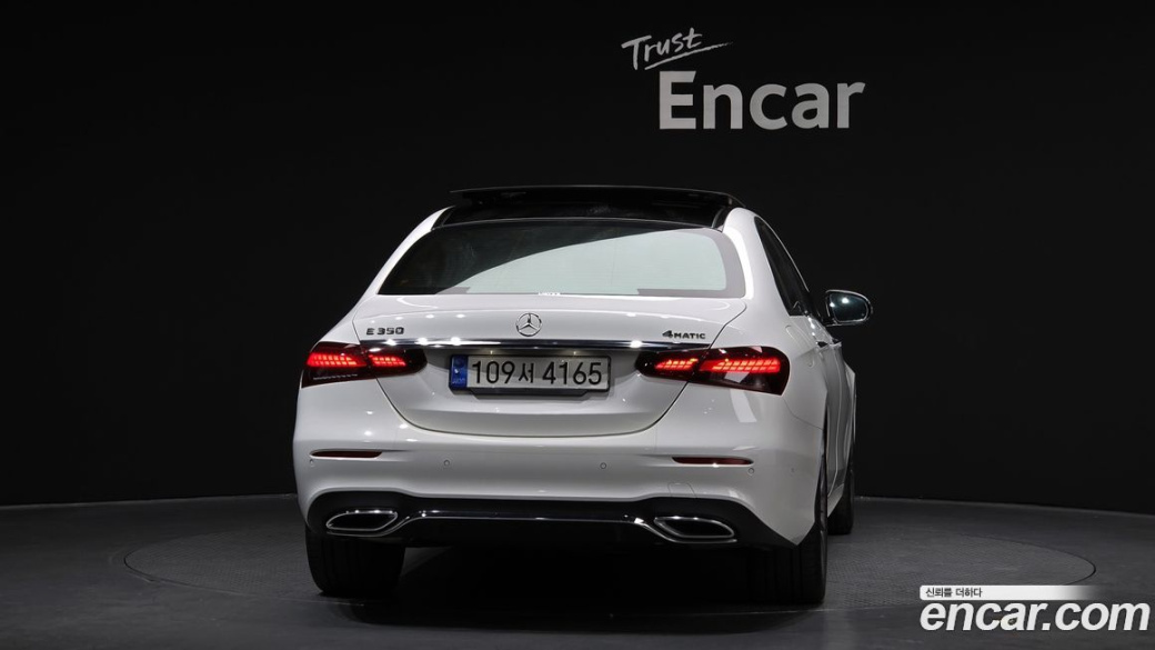 Mercedes-Benz E-Class E350 4MATIC AMG Line, 2022