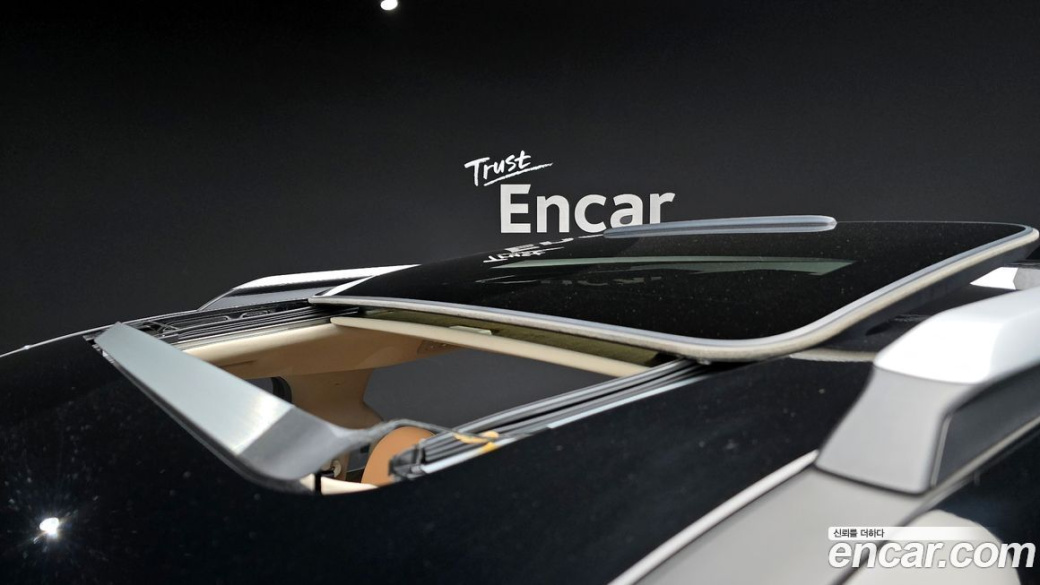 Kia Carnival 9-Seater Signature, 2022