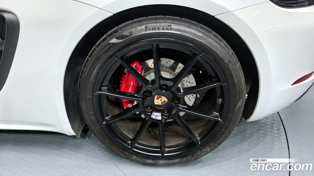 Porsche 718 4.0 GTS, 2024