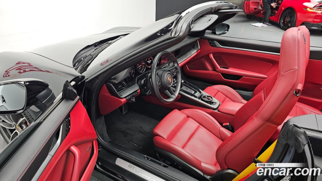 Porsche 911 Carrera S Cabriolet, 2022