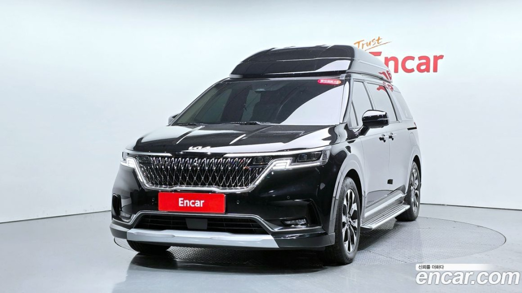 Kia Carnival 7-Seater Hi-Limousine, 2023