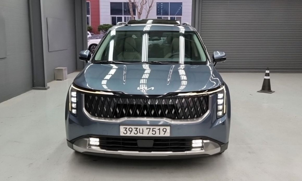 Kia Carnival 7-Seater Noblesse, 2024