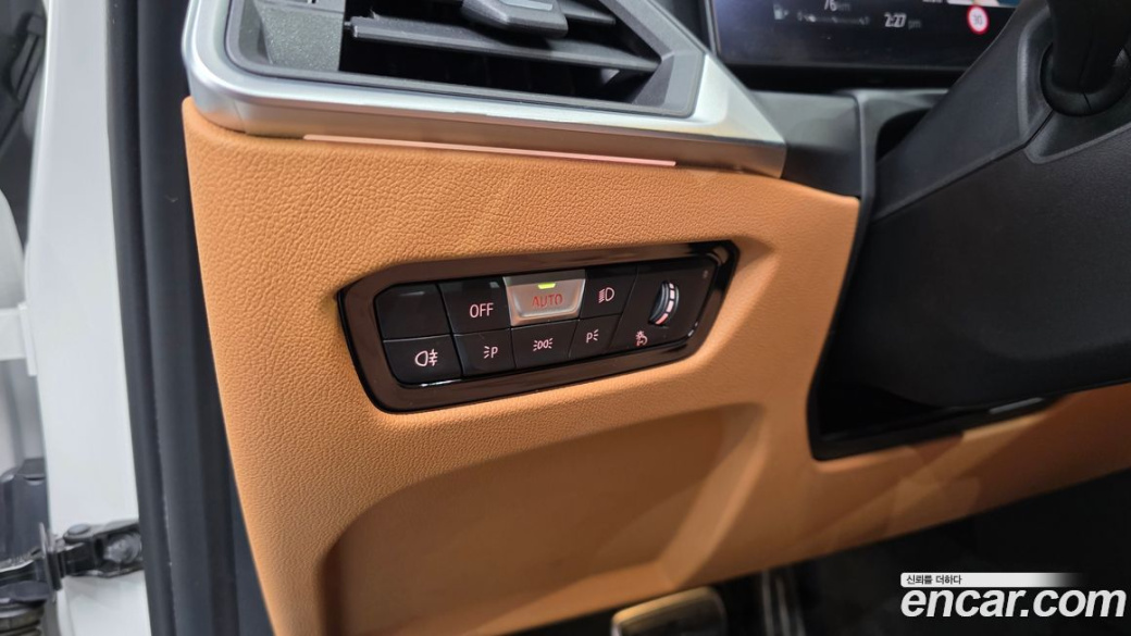 BMW 3-Series 320i M Sport, 2023