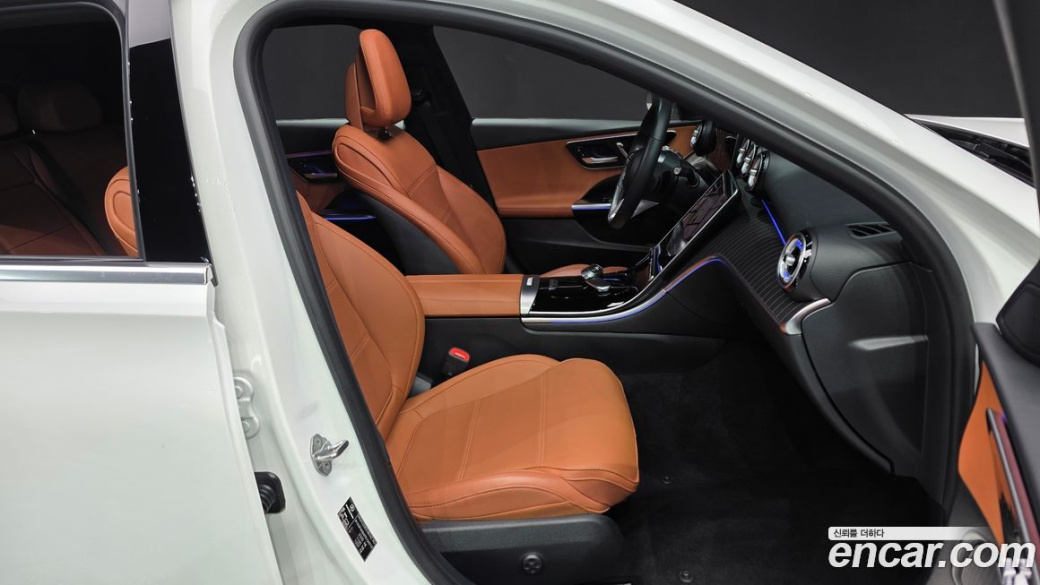 Mercedes-Benz C-Class C300 4MATIC Avantgarde, 2023