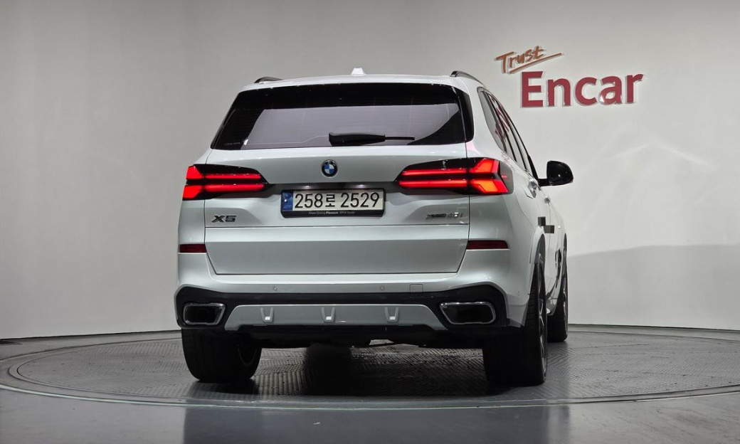 BMW X5 xDrive 40i M Sport, 2024