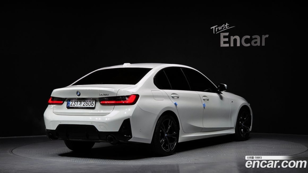 BMW 3-Series 320i M Sport, 2024
