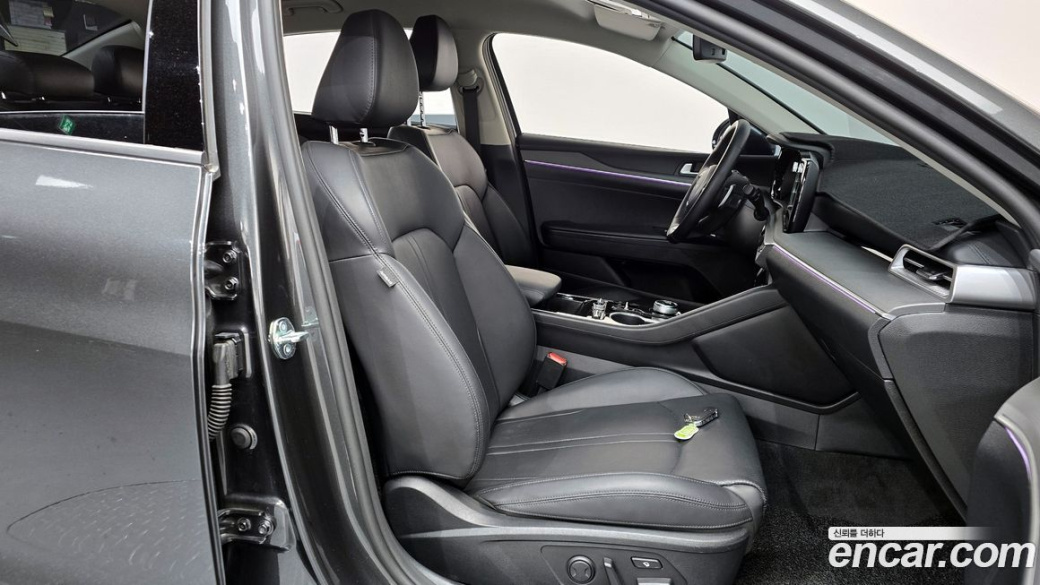 Kia K5 2.0, 2023