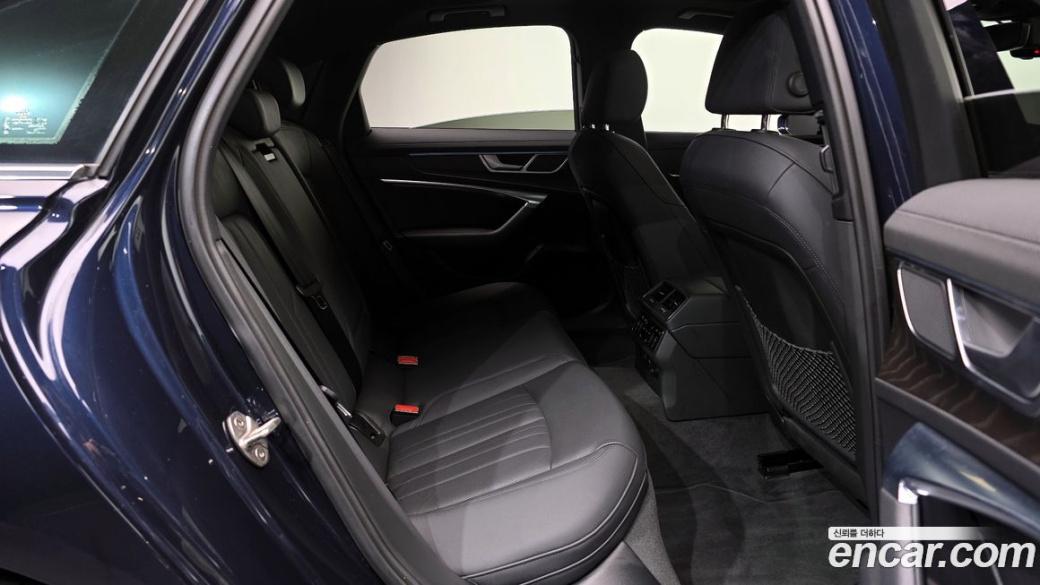 Audi A6 45 TFSI Premium, 2022