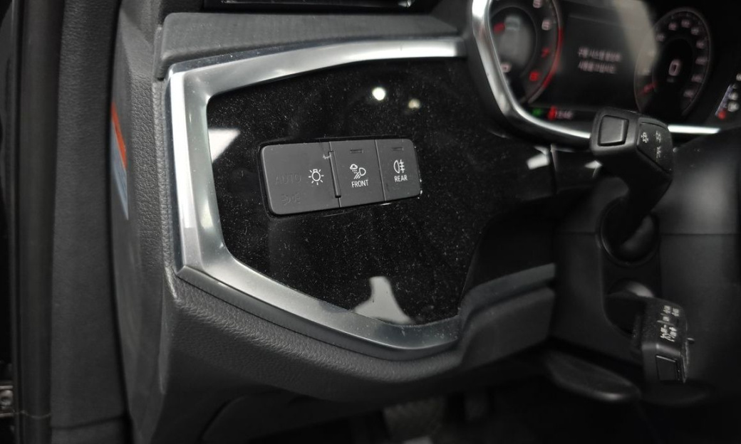Audi Q3 40 TFSI Quattro Premium, 2025