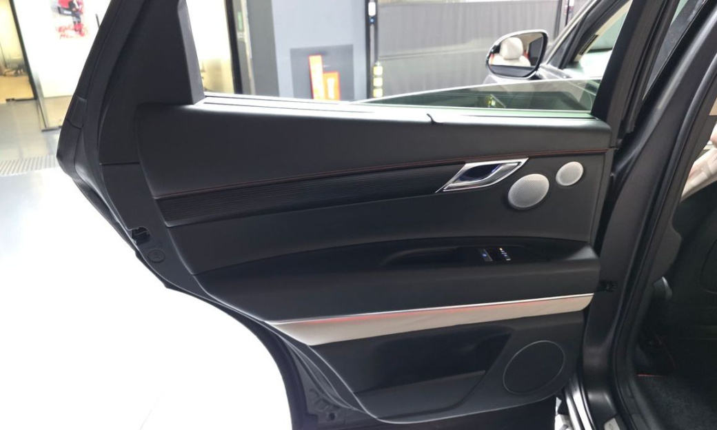 Genesis GV80 2.5T Gasoline AWD, 2024