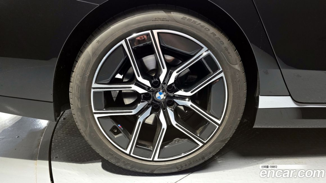 BMW 7-Series 740i sDrive M Sport, 2023