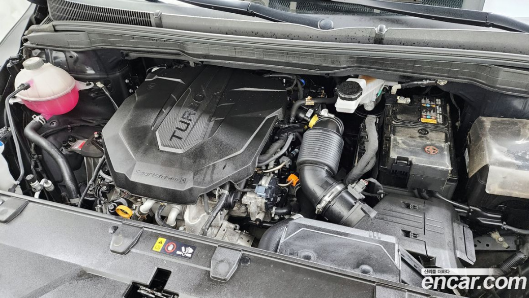 Kia Carnival 9-Seater Signature, 2023