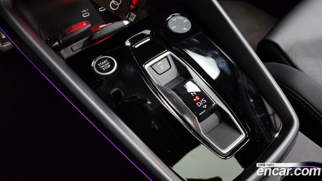 Audi A3 40 TFSI Premium, 2025