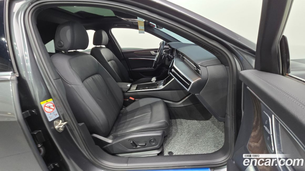 Audi A6 45 TFSI Premium, 2022