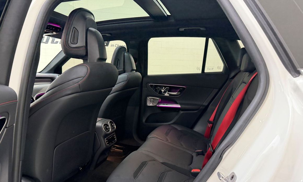 Mercedes-Benz GLC-Class AMG GLC43 4MATIC, 2025