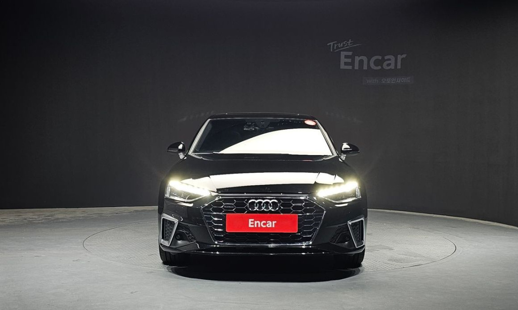Audi A4 45 TFSI Quattro Premium, 2021