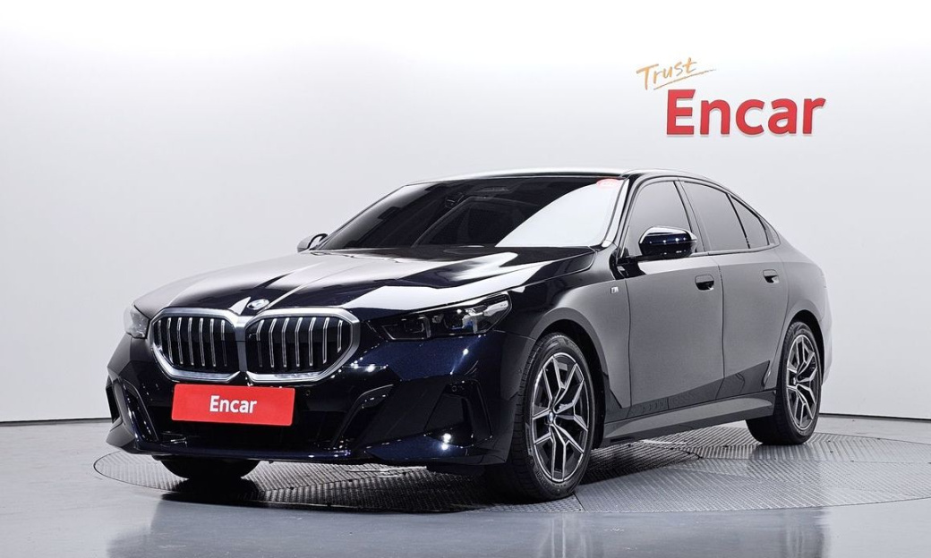 BMW 5-Series 520i M Sport, 2024