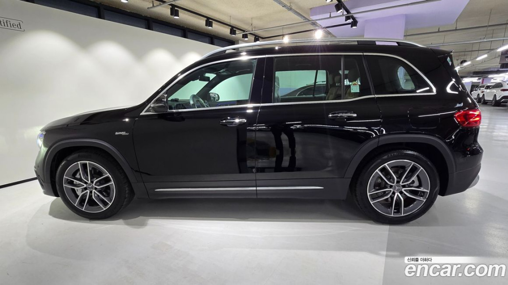 Mercedes-Benz GLB-Class AMG GLB35 4MATIC, 2025