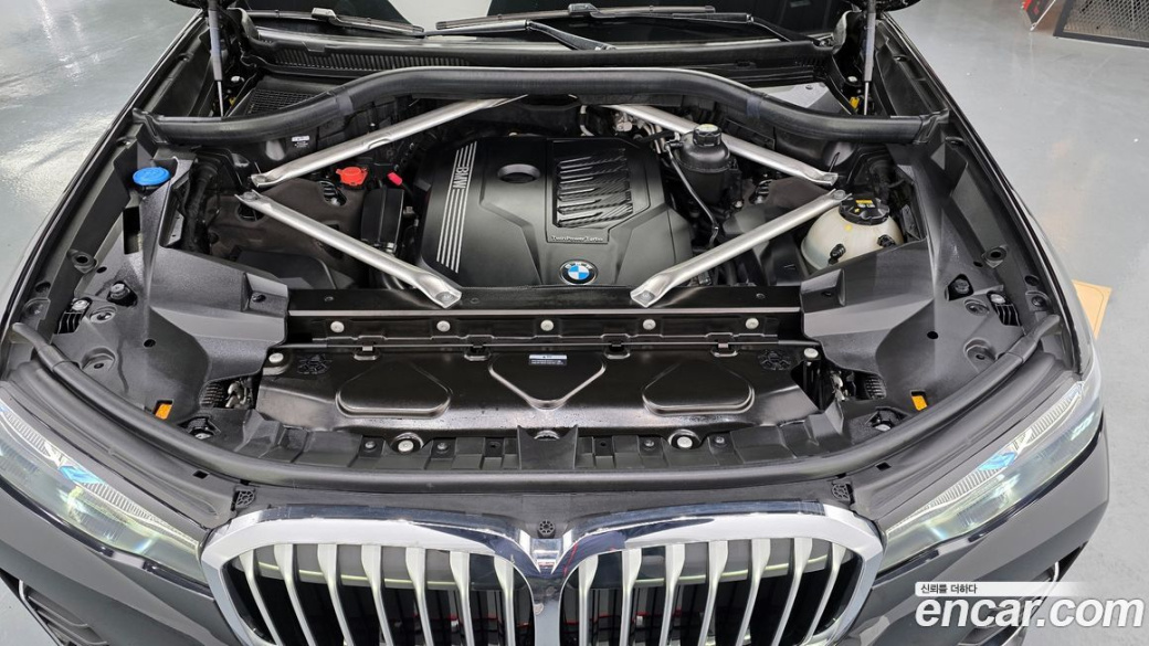 BMW X7 xDrive 40i Design Pure Excellence 7-Seater, 2022