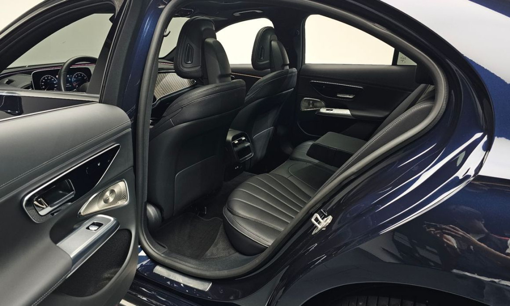 Mercedes-Benz E-Class E300 4MATIC Exclusive, 2024
