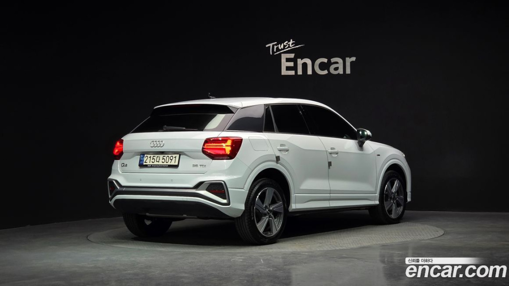 Audi Q2 35 TDI Premium, 2023