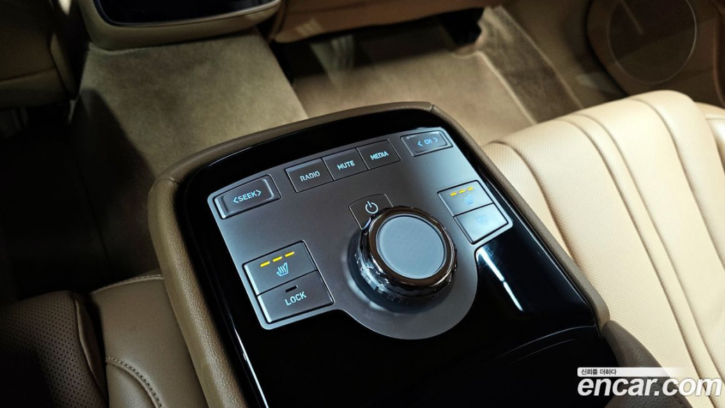 Genesis G80 Gasoline 2.5 Turbo AWD, 2025