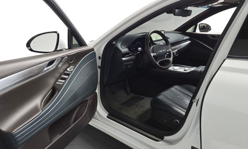 Genesis G80 Gasoline 2.5 Turbo AWD, 2022