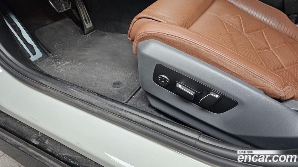 BMW 5-Series 530i xDrive M Sport, 2024
