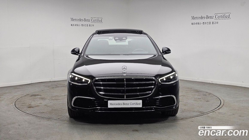Mercedes-Benz S-Class S350 d 4MATIC, 2025