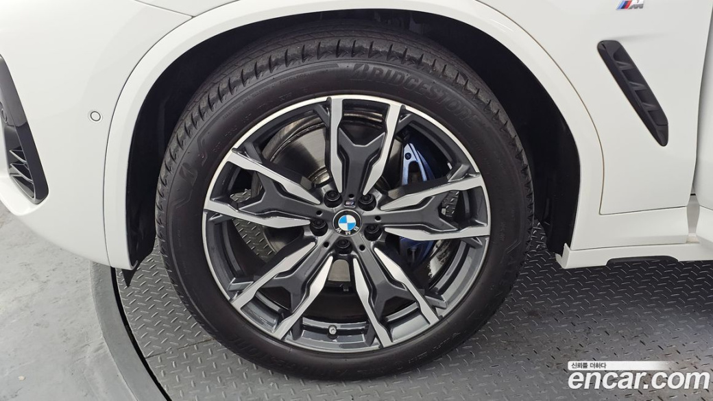 BMW X4 xDrive20i M Sport, 2025