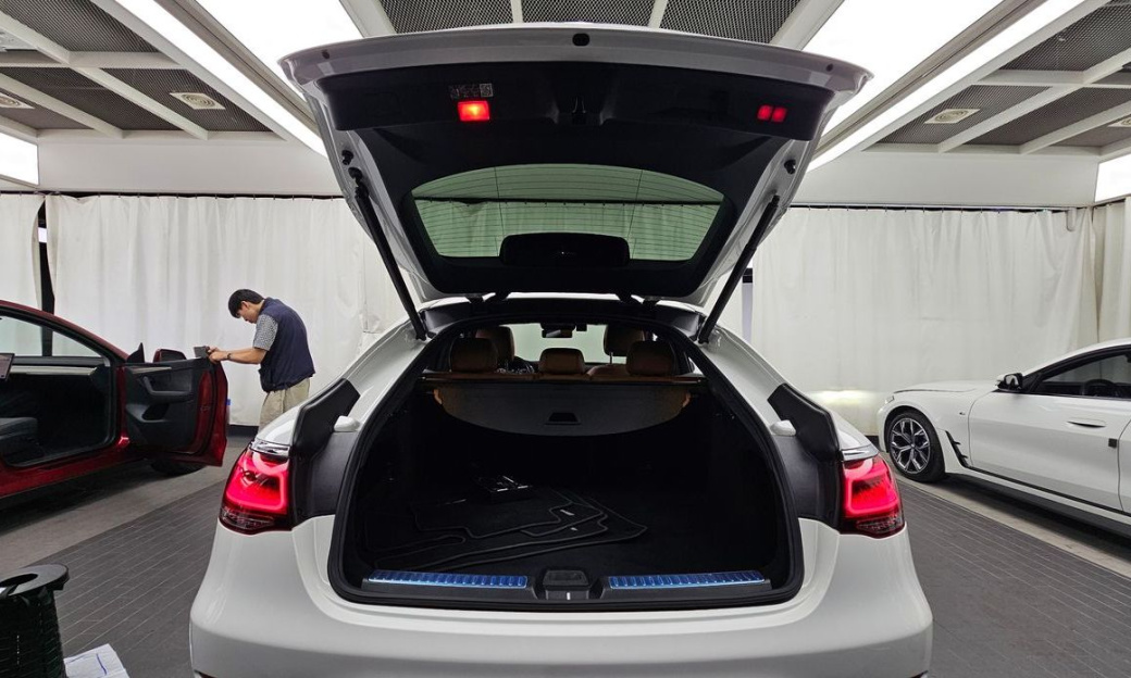 Mercedes-Benz GLC-Class GCL300 4MATIC Coupe, 2023