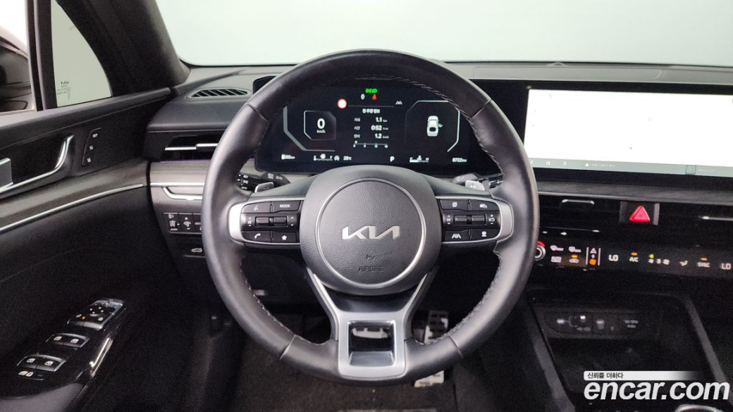 Kia K5 2.0, 2024