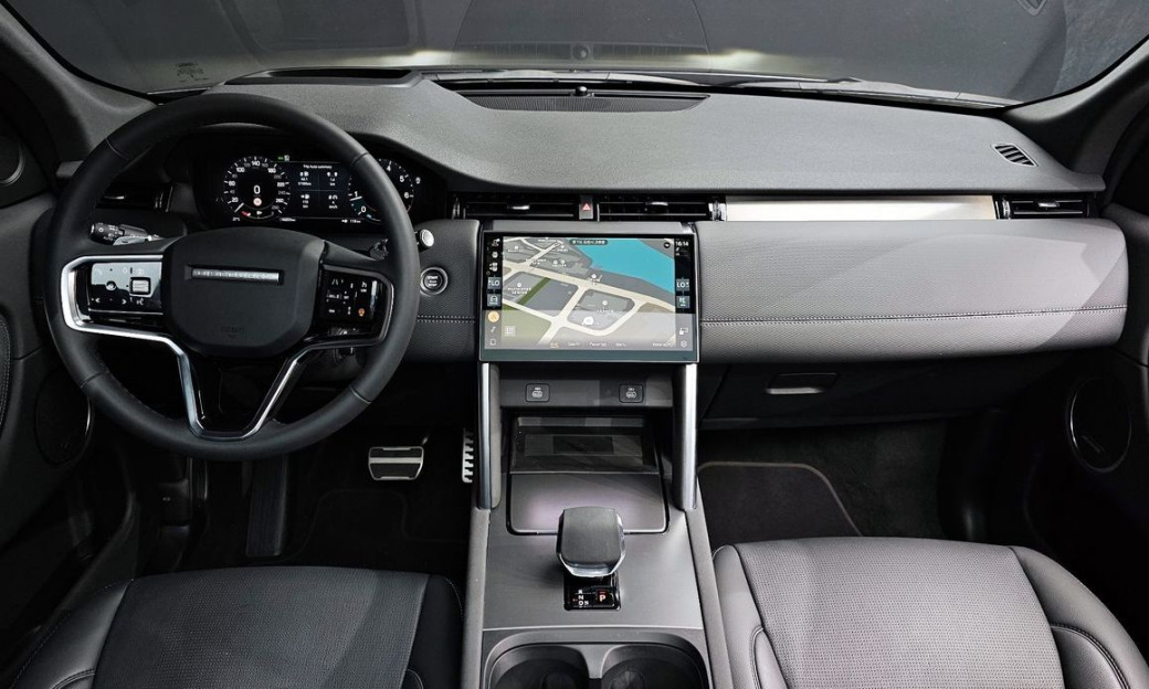 Land Rover Discovery Sport P250 Dynamic SE, 2025
