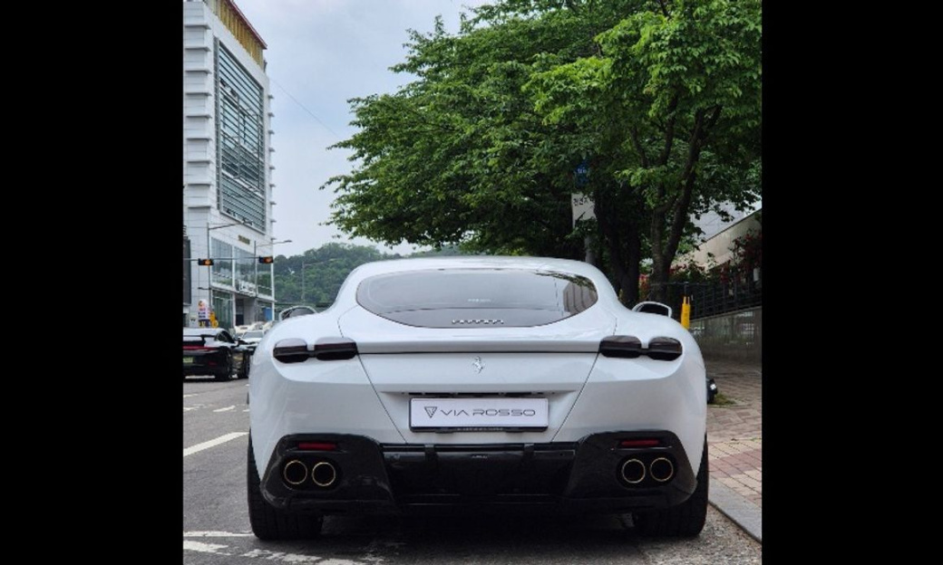 Ferrari Roma 3.9, 2022