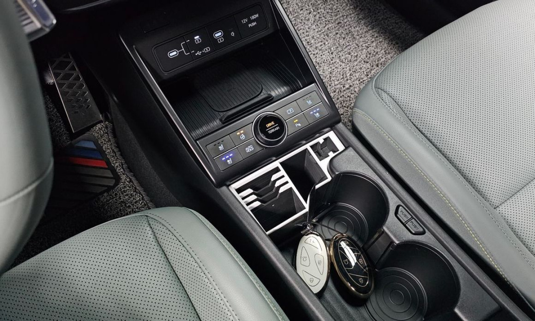 Hyundai Kona Gasoline 1.6 Turbo 4WD, 2025