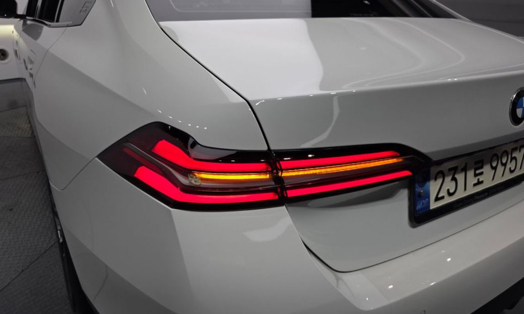 BMW 5-Series 520i M Sport, 2024