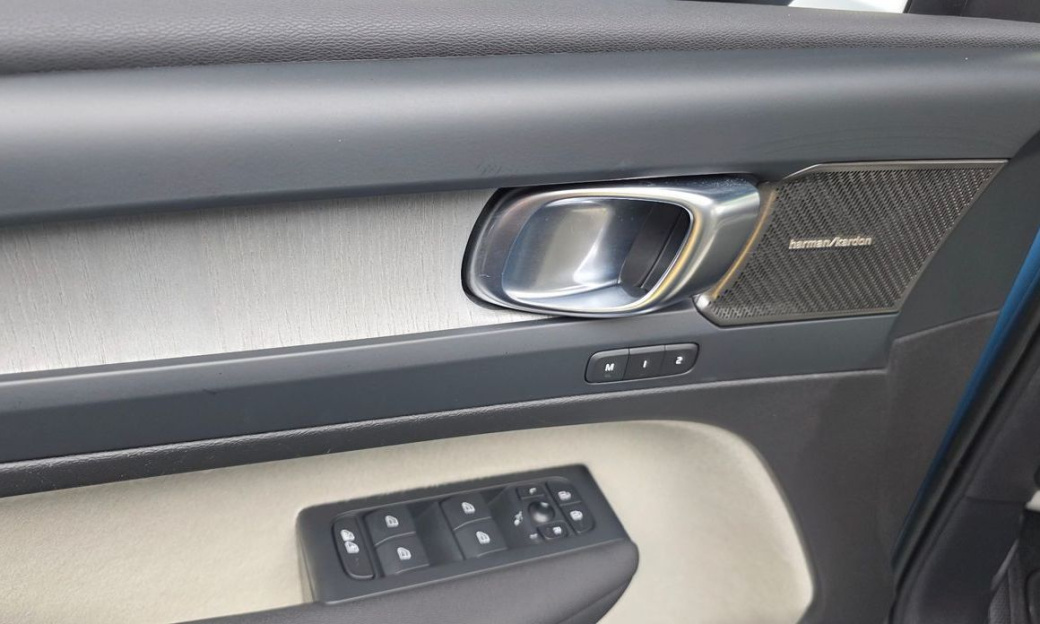 Volvo XC40 B4 Ultimate Bright, 2023