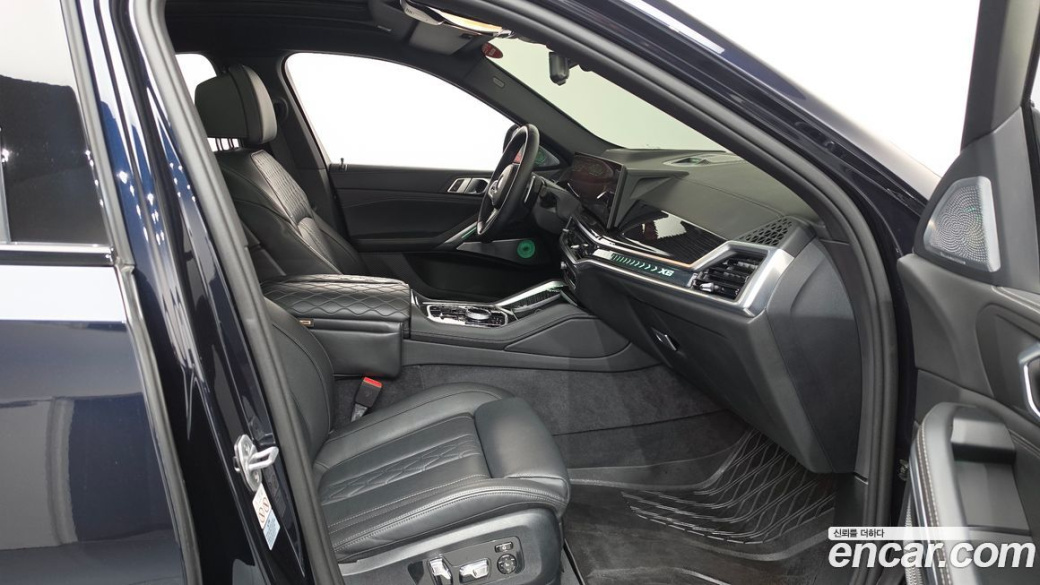 BMW X6 xDrive40i M Sport, 2024