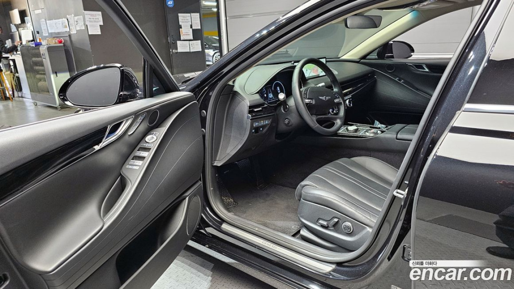 Genesis G80 Gasoline 2.5 Turbo AWD, 2023