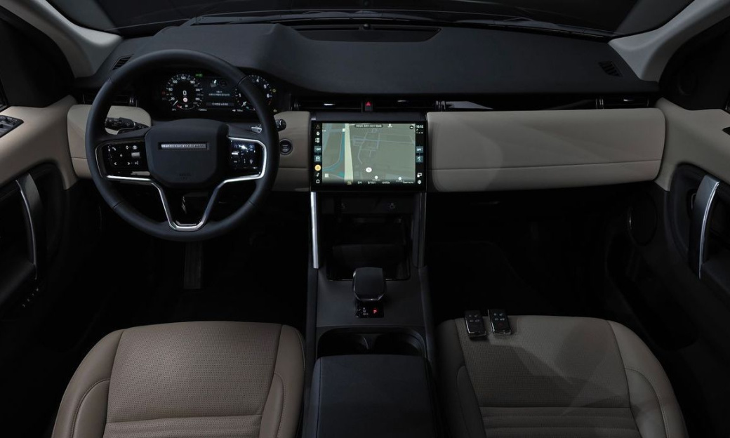 Land Rover Discovery Sport P250 S, 2024