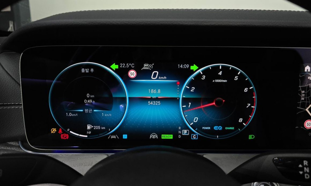 Mercedes-Benz E-Class E350 4MATIC AMG Line, 2022