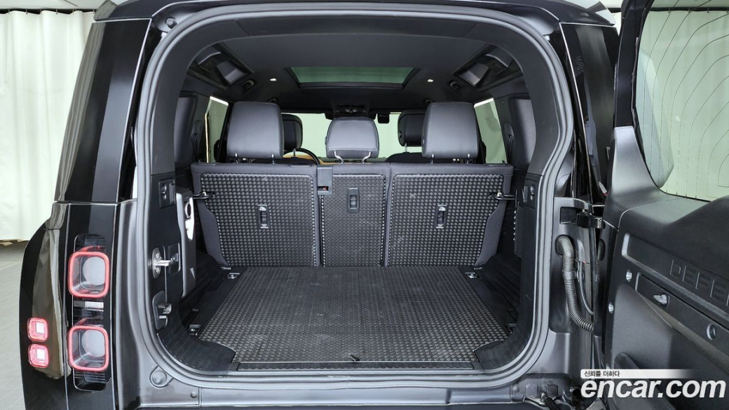 Land Rover Defender 110 P400 X, 2024