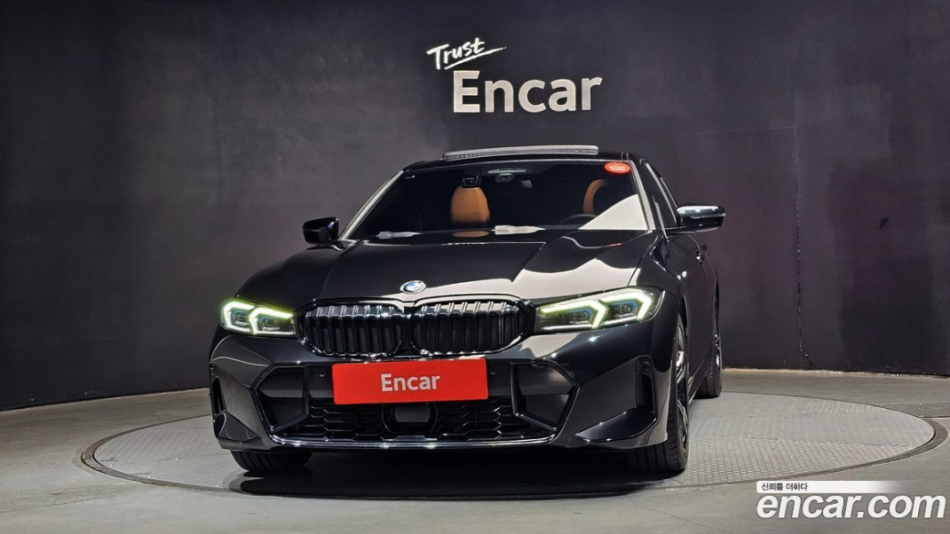 BMW 3-Series 320i M Sport, 2023
